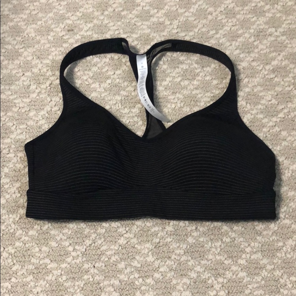 Lululemon Speed It Up Bra